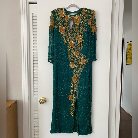 Gorgeous Vintage Elegant Green and Gold Embellished Sequin Dress - Picture 2 of 5